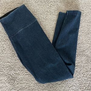 Lysse Demin style leggings size large